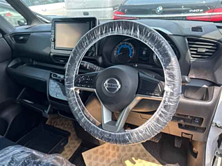 NISSAN ROOX 2020
