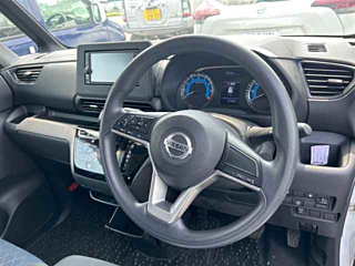 NISSAN ROOX 2020