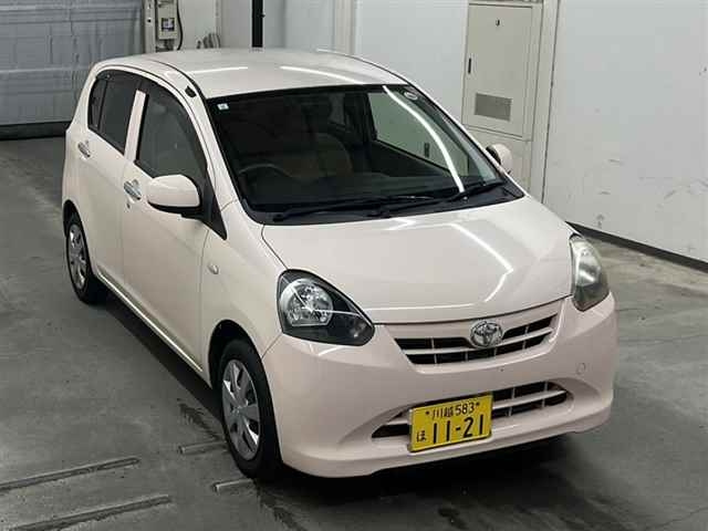 TOYOTA PIXIS EPOCH 2013
