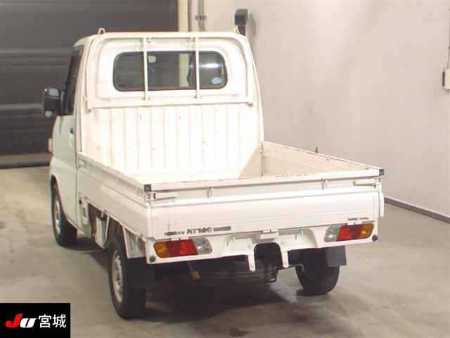 NISSAN CLIPPER TRUCK 2012