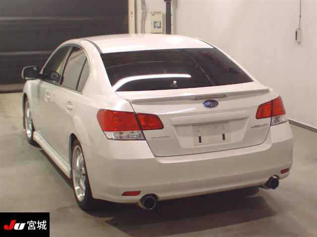 SUBARU LEGACY B4 2011