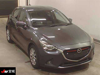MAZDA DEMIO 2016