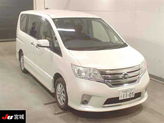 NISSAN SERENA 2013