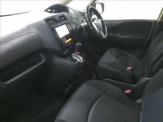 NISSAN SERENA 2013