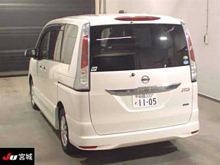 NISSAN SERENA 2013