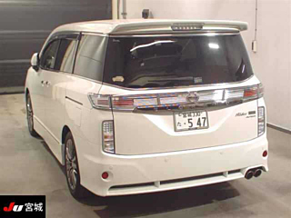 NISSAN ELGRAND 2017