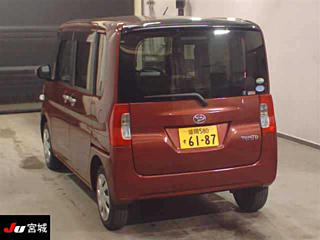 DAIHATSU TANTO 2018