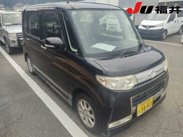 DAIHATSU TANTO 2009