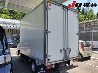 TOYOTA DYNA 2018