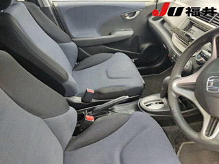 HONDA FIT 2010