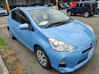 TOYOTA AQUA 2013