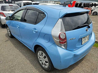 TOYOTA AQUA 2013