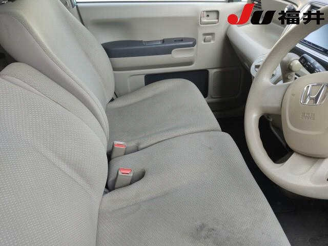 HONDA LIFE 2011