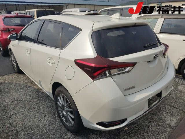 TOYOTA AURIS 2016