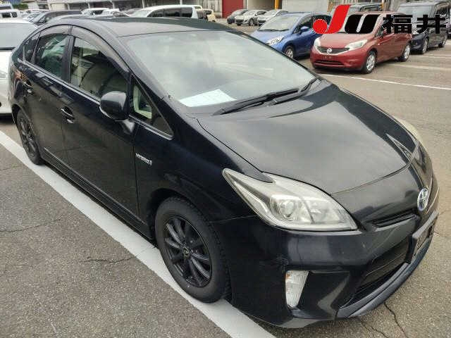 TOYOTA PRIUS 2014