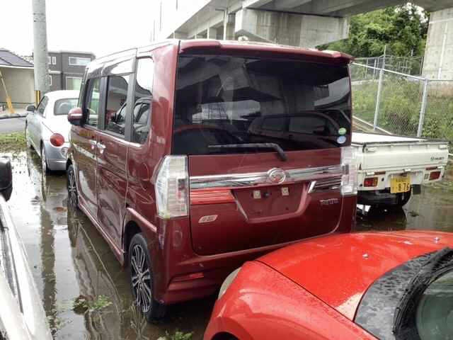 DAIHATSU TANTO 2013