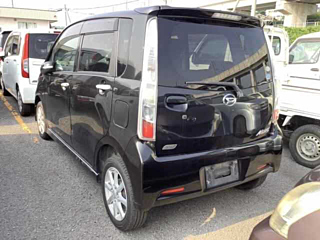 DAIHATSU MOVE 2011