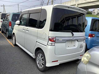 DAIHATSU TANTO 2010