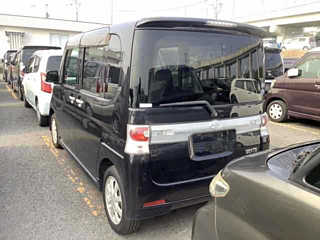 DAIHATSU TANTO 2009