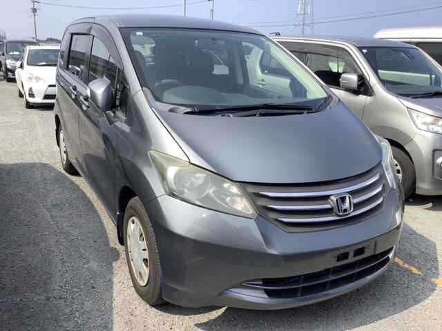 HONDA FREED 2009