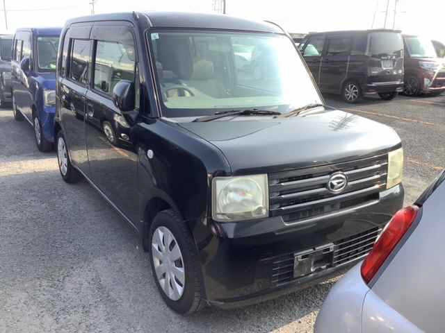 DAIHATSU MOVE CONTE 2011