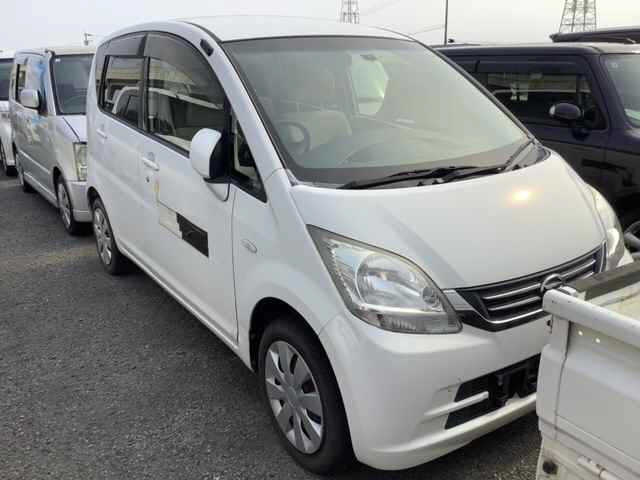 DAIHATSU MOVE 2010