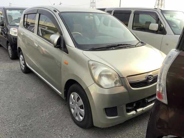 DAIHATSU MIRA 2010