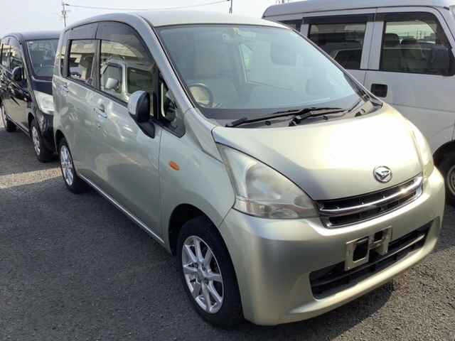 DAIHATSU MOVE 2012