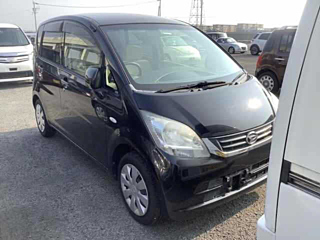DAIHATSU MOVE 2011