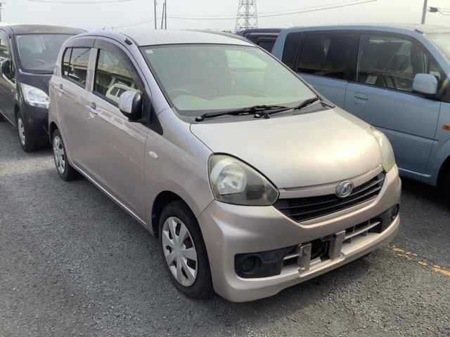 DAIHATSU MIRA E S 2013