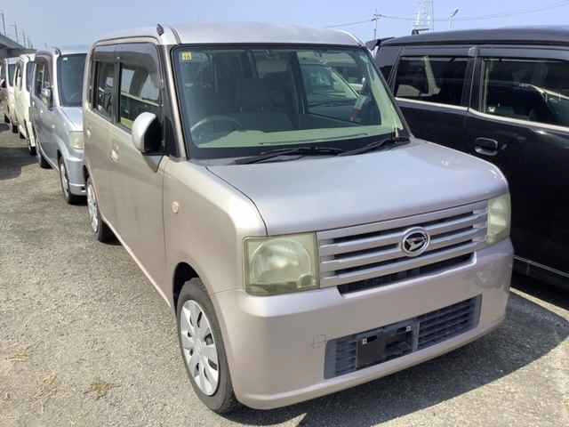 DAIHATSU MOVE CONTE 2010