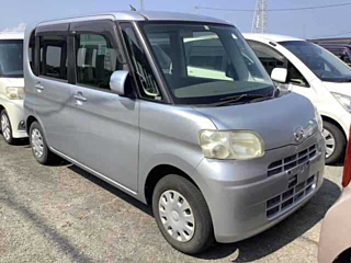 DAIHATSU TANTO 2010