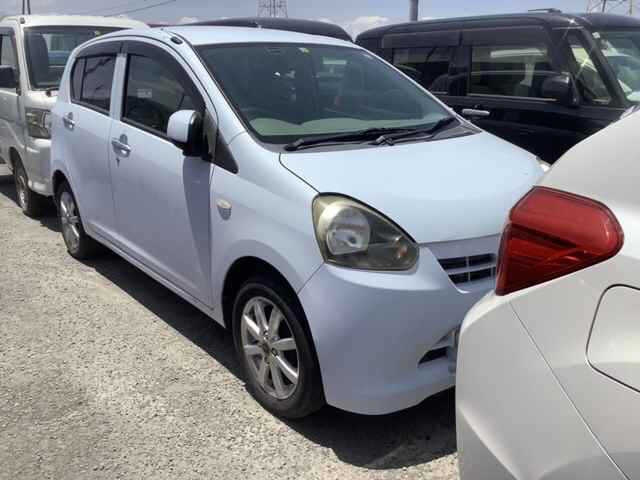 DAIHATSU MIRA E S 2011