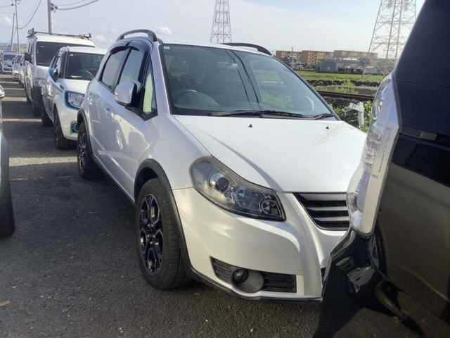 SUZUKI SX-4 2013