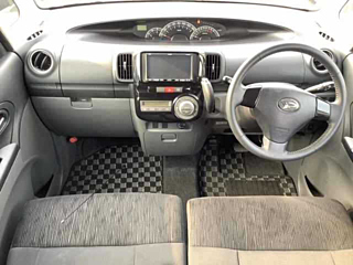 DAIHATSU TANTO 2010
