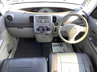 DAIHATSU TANTO 2010