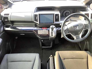 HONDA STEP WAGON 2015