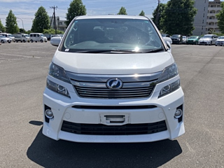 TOYOTA VELLFIRE 2013