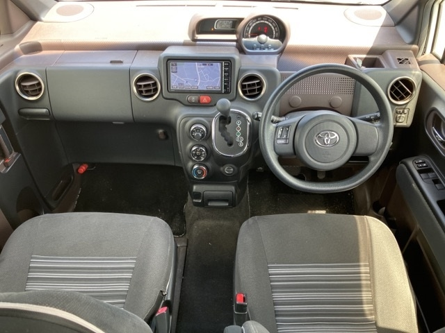 TOYOTA SPADE 2016