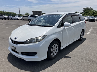 TOYOTA WISH 2010