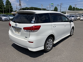 TOYOTA WISH 2010