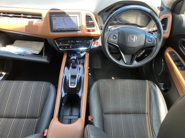 HONDA VEZEL 2014