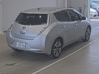 NISSAN LEAF 2017