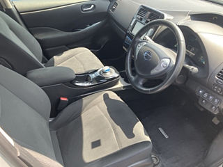 NISSAN LEAF 2017