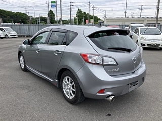MAZDA AXELA 2012