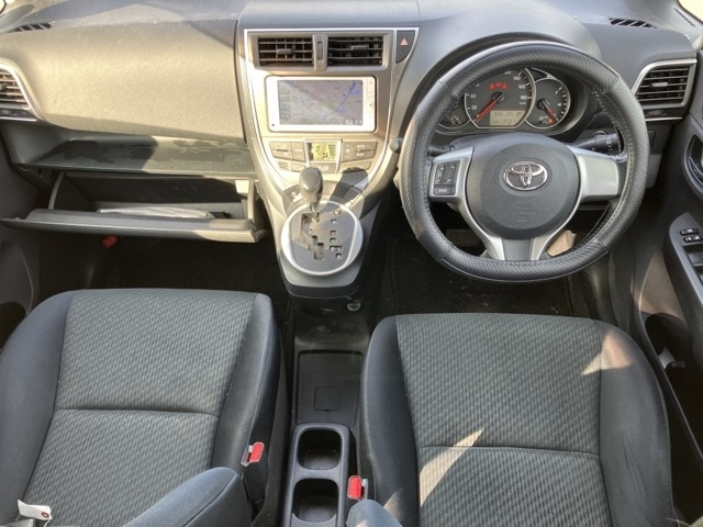 TOYOTA RACTIS 2012