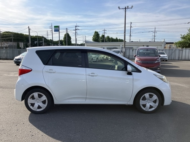 TOYOTA RACTIS 2012