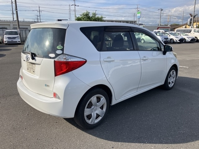 TOYOTA RACTIS 2012