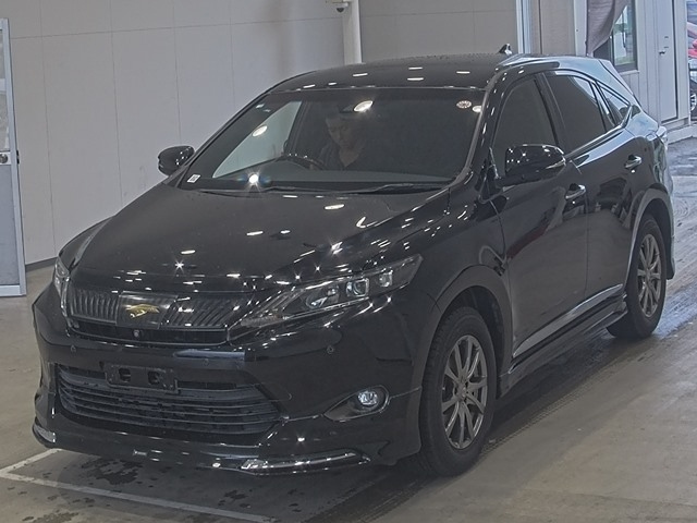 TOYOTA HARRIER 2014