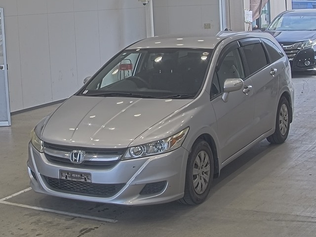 HONDA STREAM 2010